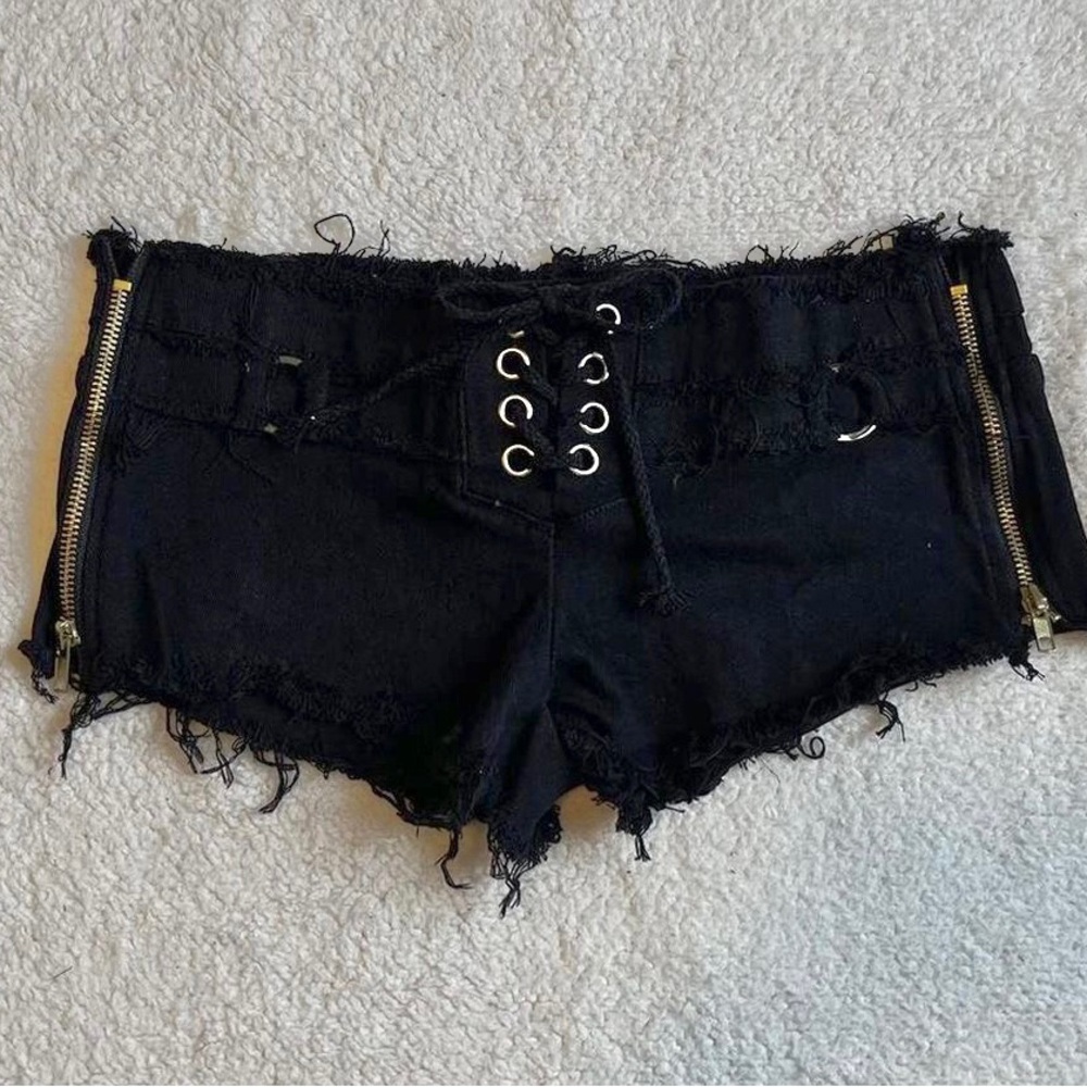 Black y2k grunge distressed mini denim shorts